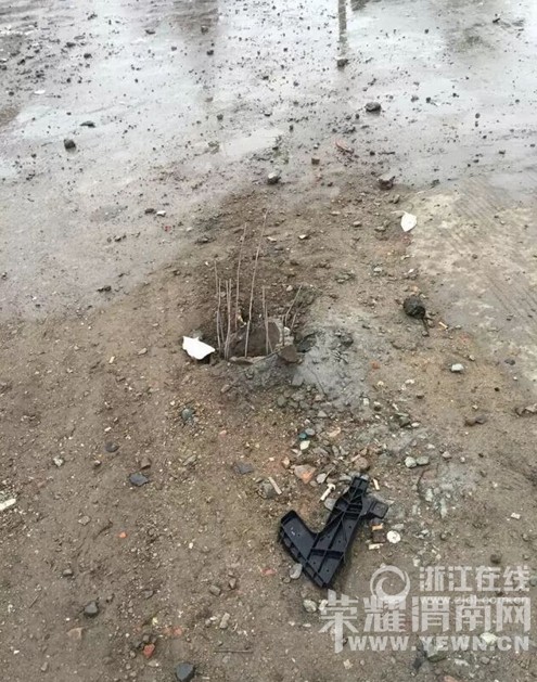 �����������120�� ������Ȧ�ż��󿪳�׹������