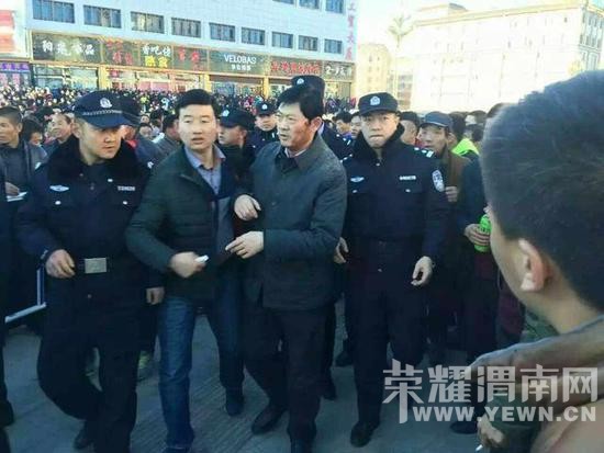 �������г���Ӧ��������¥Ů���¼��ֳ�������