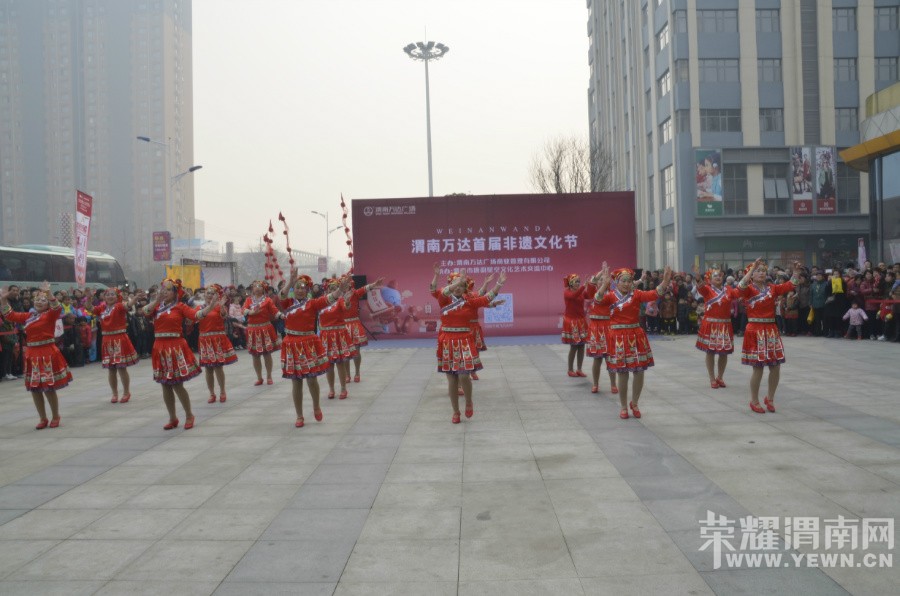 μ���׽�����Ļ��ڣ���μ�����㳡��ʼඣ�