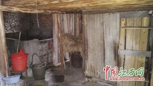 ��Ѯ��̫�ڼ��п��������� �����ӸϽ���Ȧ��ס