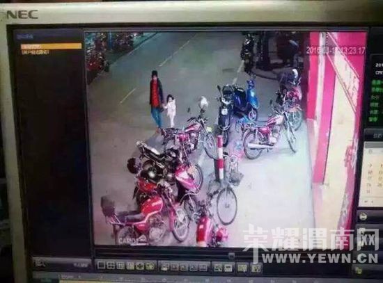 �ϲ�������Ů�ؼҳԷ�  ������Ů�������(ͼ)