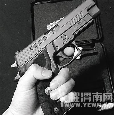 �й�һ��ѧ��������Ȧ��һ����Ц��������ѧ����