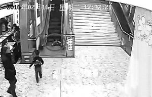 3����ͯ��������ˣ���ж�4����ָ δ������(ͼ)