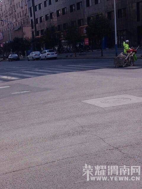 �������������ſڣ�Ϊ�����ľٶ�����~