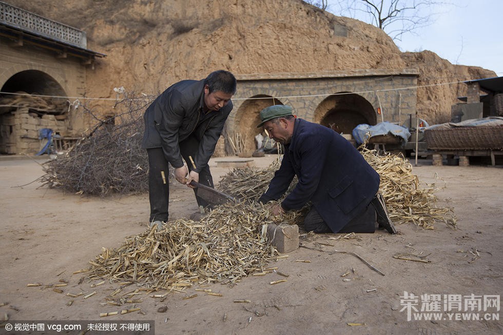 �±���ׯ�����ˣ�������ԡ� �𻨷ɽ�����׳��