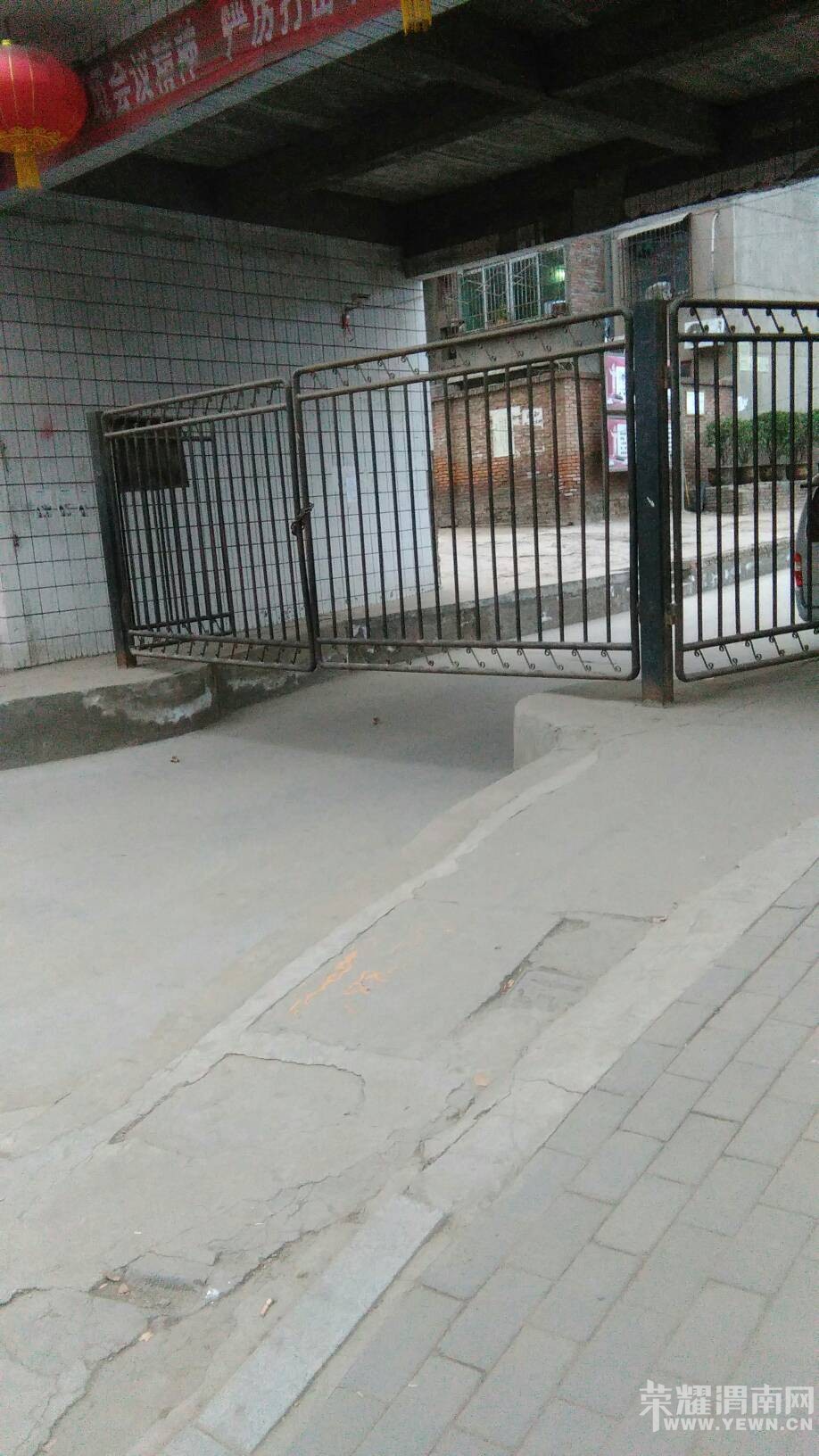 ����·�������ж���İ��˻�԰�Ĵ����д���!