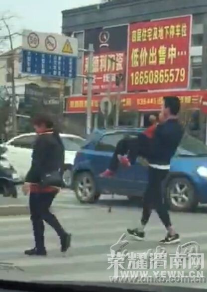 ����һС�����������̫����·�����ѵ���(ͼ)