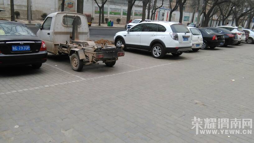 �����·վ��ҩ���ſڣ��ּ����Ƴ�! ������