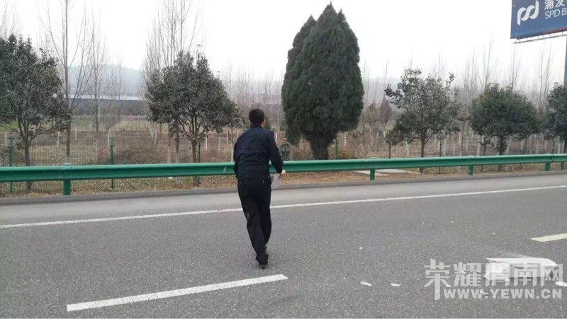 �����ڸ����ѵ��ڿ�����һĻ��Ϊ����ĺþ��ٵ����~