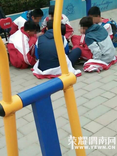 ����·������·�ڣ���Ⱥ���ӣ�������ô�������ǵĸ�ĸ֪����