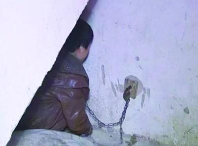 ����Ů�ӻ����񼲲�  ���걻��������¥��(ͼ)