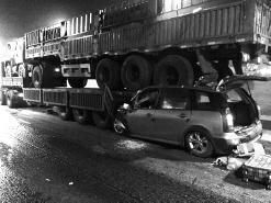 ����һ�����ڷ������� С��׷β�������2��2��