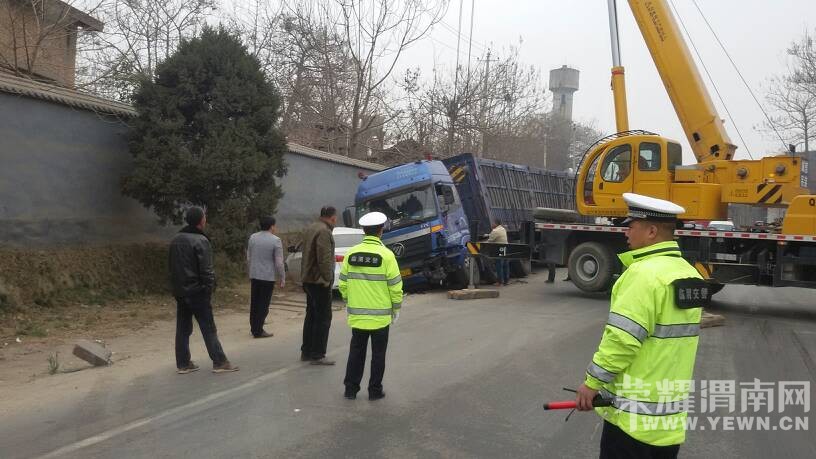 310�����������ſڷ���һ�𳵻����ܲң�ϣ����ҿ���С��