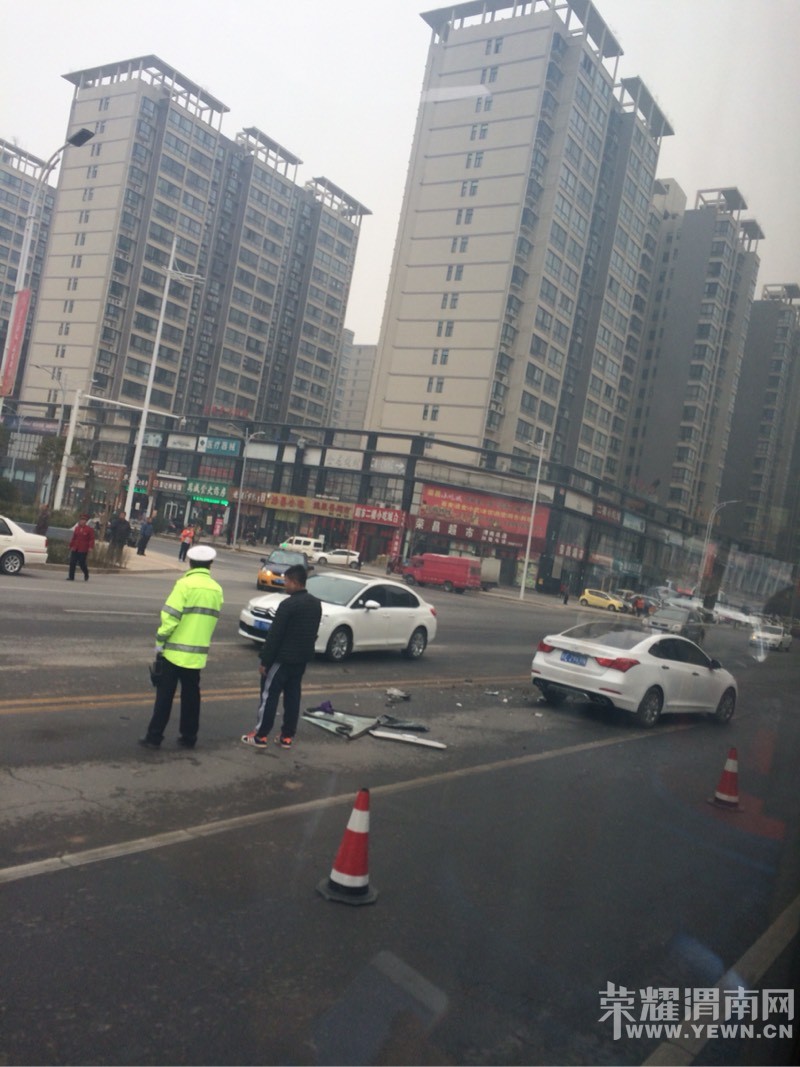 ����·���κ�����·ʮ�ַ���һ��С������˾�����а�~