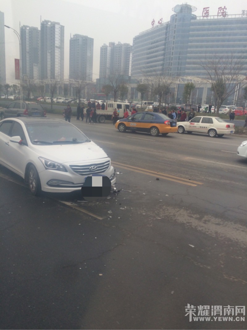 ����·���κ�����·ʮ�ַ���һ��С������˾�����а�~