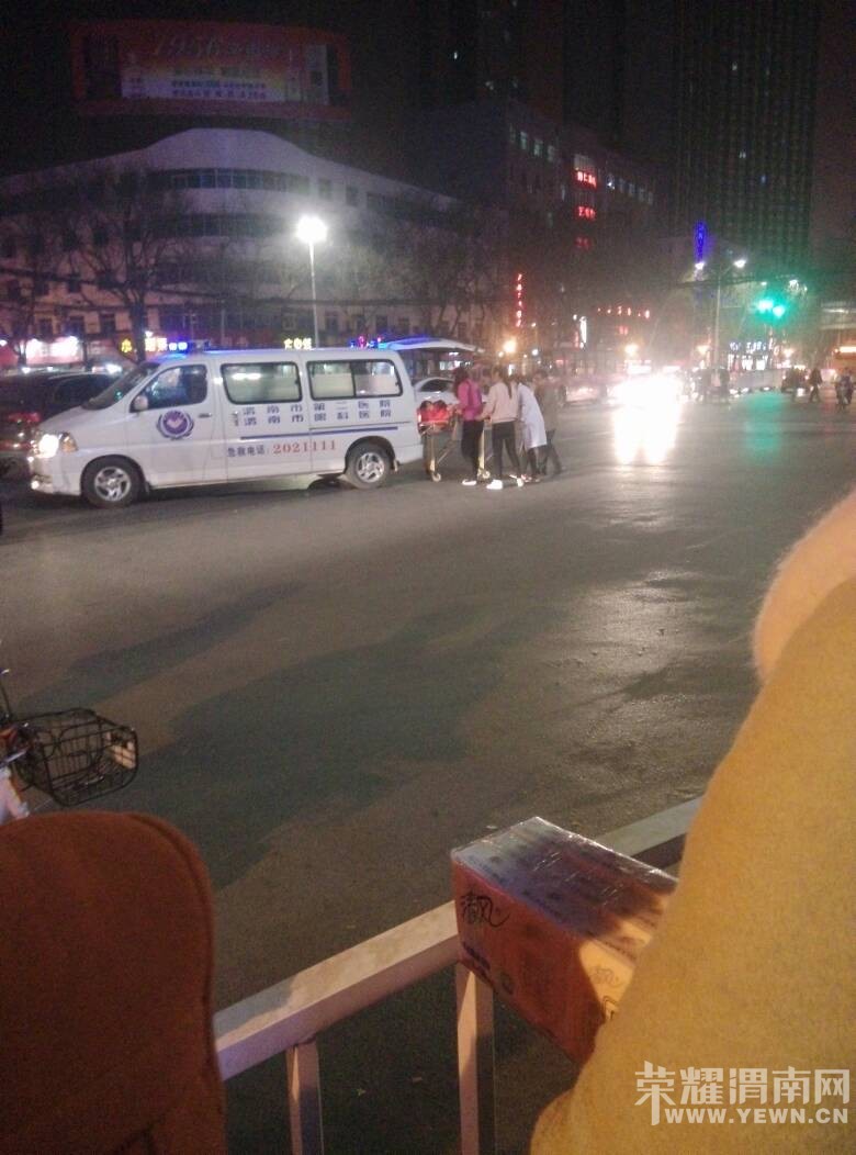 3��18�����������ֺͽ��·ʮ�֣��ּ�һ�𳵻���