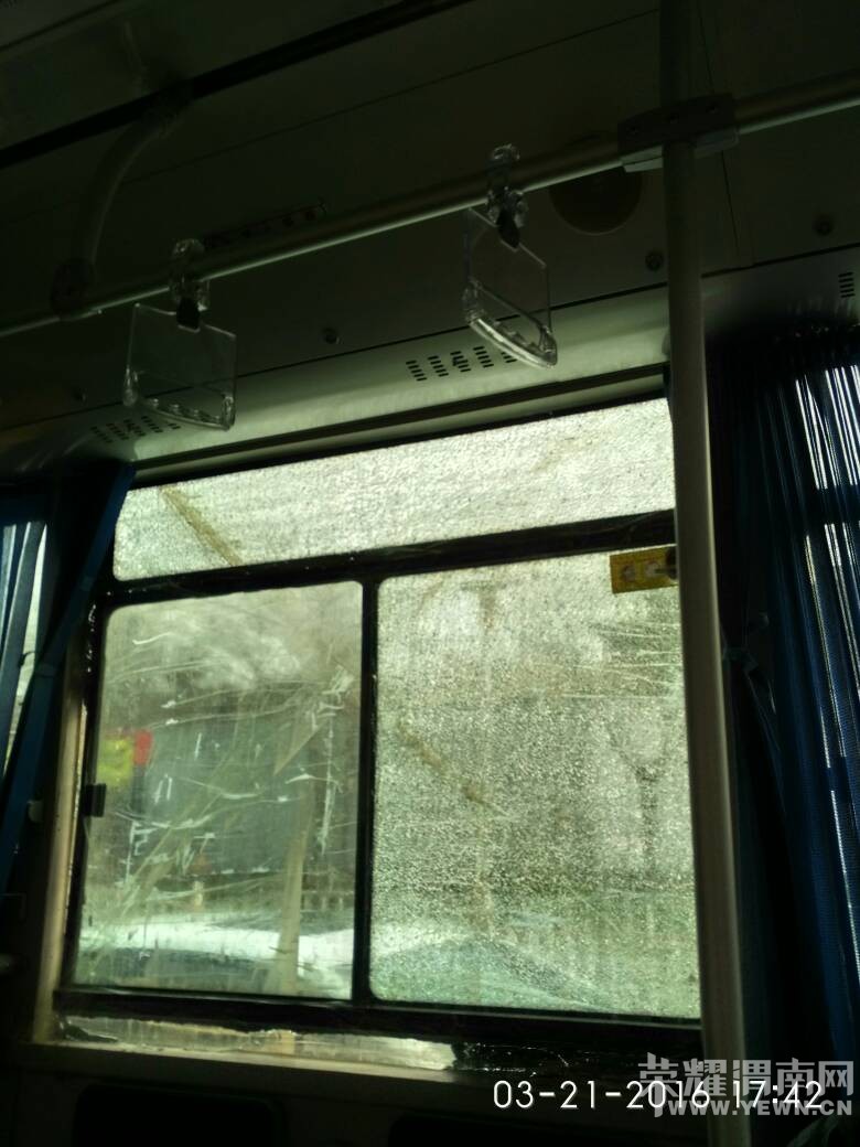 18·��У����վ�Ĺ����������������Ǽ�ǿ����������Σ��