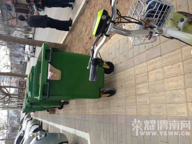 ���·������·ʮ�ֵ����е��ϣ���������ȫ��ռ��~