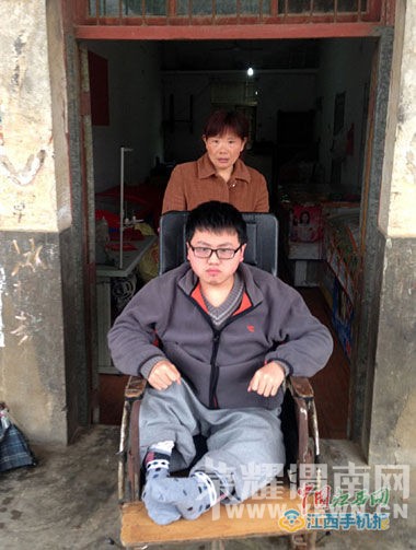 �ϲ�"�մ��к�"��ͷ���� 20�������100���(ͼ)