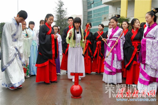 μ��ʦ��ѧԺ��ѧ�������� ѧ���� ���ﴫͳ�Ļ�