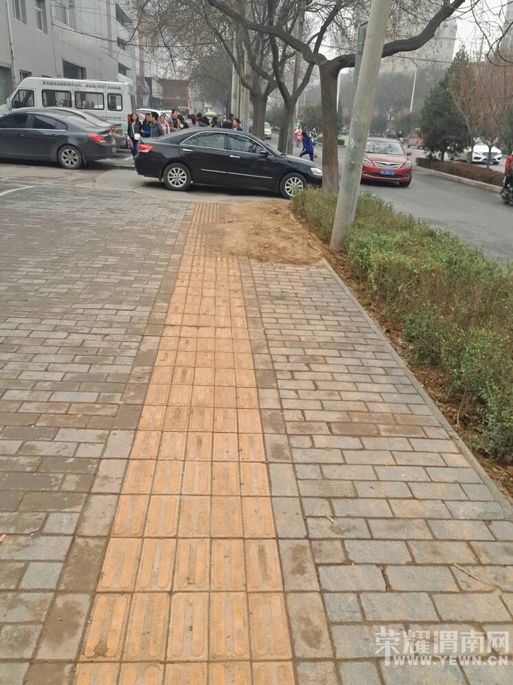 ��һ·���������ſڣ�����ռ��ä����զ�����