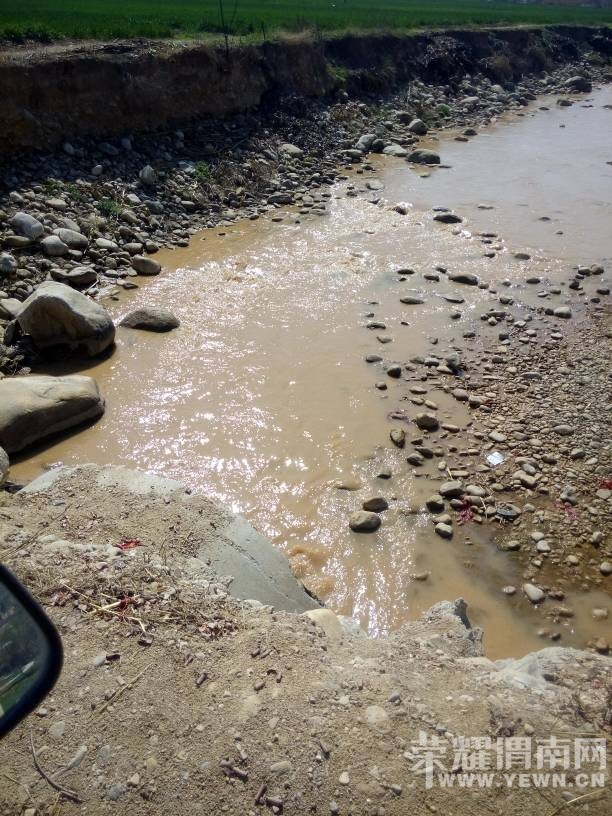 �Ⱥ�ˮ�����ε�ˮ��Ȼ��������ӣ����쵼���ӣ�