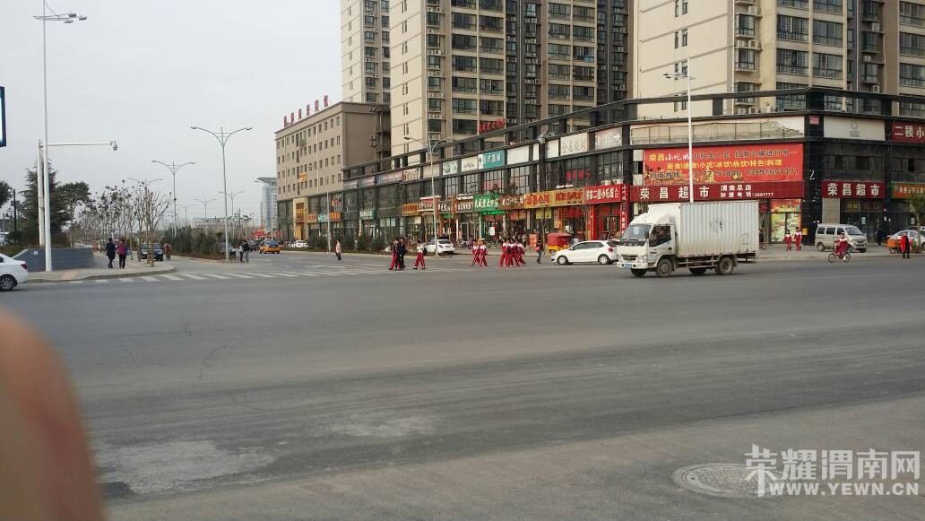 ǿ�Һ����йز��ţ���ʤ���������Ȫ·ʮ�����ú��̵ƣ�