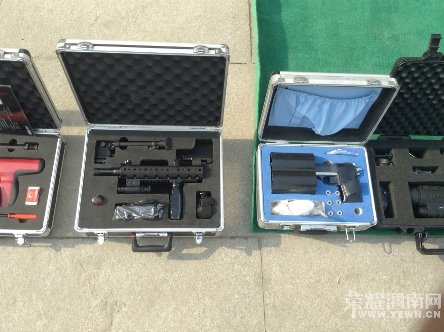 ������μ�Ϲ�����μ�־־�Ӫ�����գ��������ˣ���һ��ƽ��