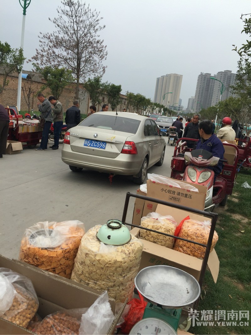 ÿ����ĩ�ϳǱ��Ӵ�����ﶼ�иϼ��ᣬ����³�