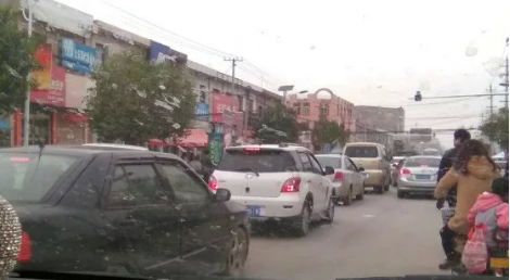 ӵ�²��������нֵ���˭���ܣ�