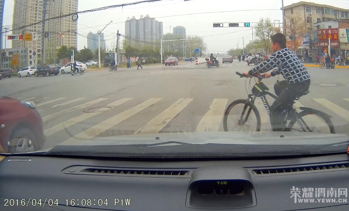 С���ѣ���һ����ҳ�����Ľ����Ҫ������ֽ�ˣ������ϳ�ʮ�־���һĻ��