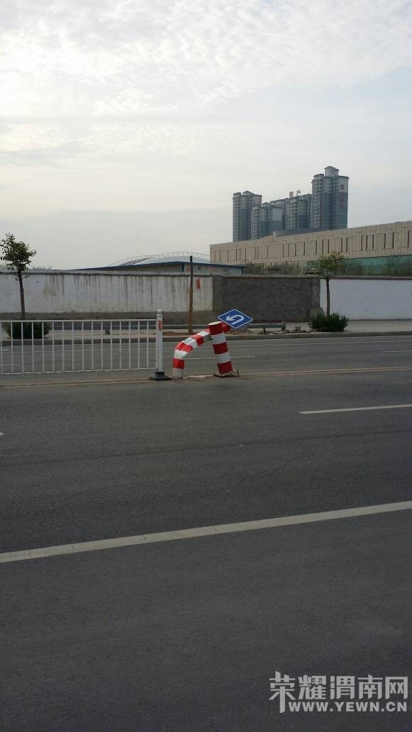 �����ĸ�����������·����ɽС�����ĸ���������������