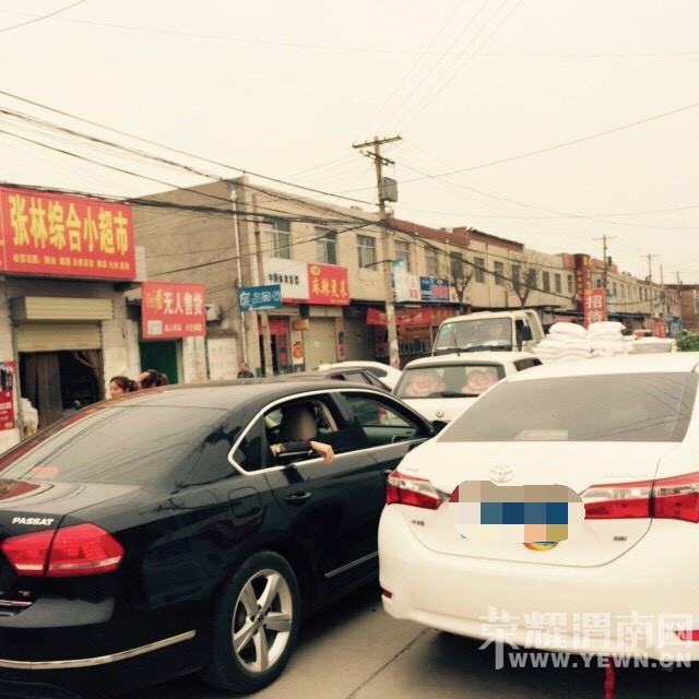 ���Ǵ����Ҳ̫���˰ɣ�����Χ��������˺ܴ�����ţ�