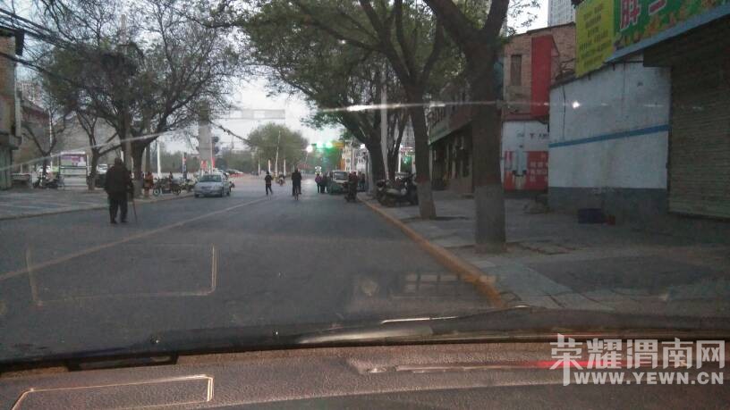 ��������·��ũ԰ʮ�֣���˵İ�·ռ��һ�룡