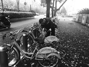 74�����˽��޳������� 3�������4000�����г�