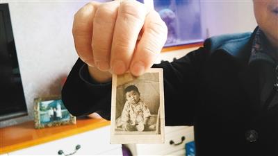 ����ҽԺ�ſڵ��Ǹ�ŮӤ  54���ҪѰ������ĸ