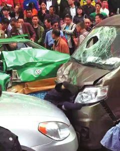 ����ҽԺ����ͨ������ײ5��  ��1������������