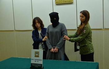 ��̬����Ϊ20������������ӣ�����������һ������