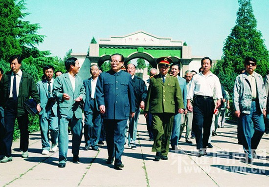 �������Ϊ�����񵱾���:ר������Щ���¹�