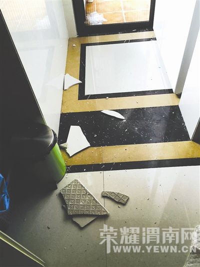 Ů�ӻ�320�����լ  ��ס1���ά�޳�40��(ͼ)