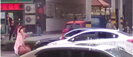 [�ݻ�]μ��׳�۵�ӭ�׶���