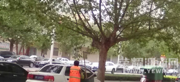 [�ݻ�]μ��׳�۵�ӭ�׶���