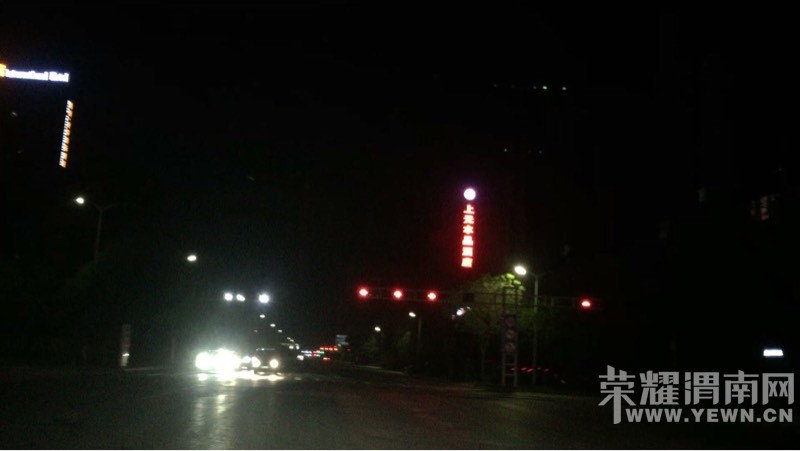 ����ط��ĺ��̵ƻ�������ס�ˣ��߻��ǲ��ߣ�