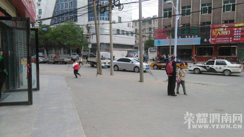 ������������·����·�ڶ�������һ��΢�¹�!