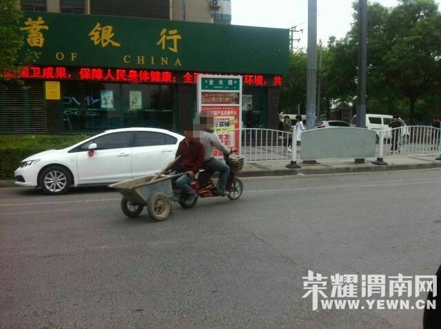 ����·�붫���ʮ��Ħ�и���Ϲҷ�۵糸���㼱ɶ����
