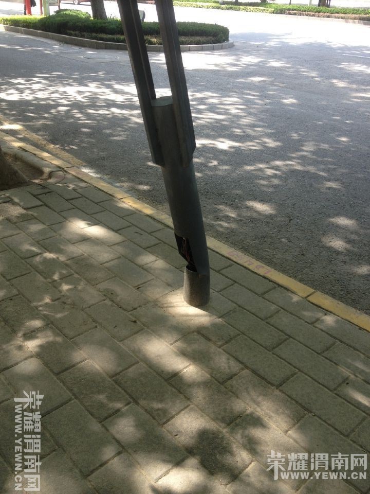 ������μ�ӻ�԰�Ƶ��ſڵĵ����쵹�ˣ���Σ�հ�