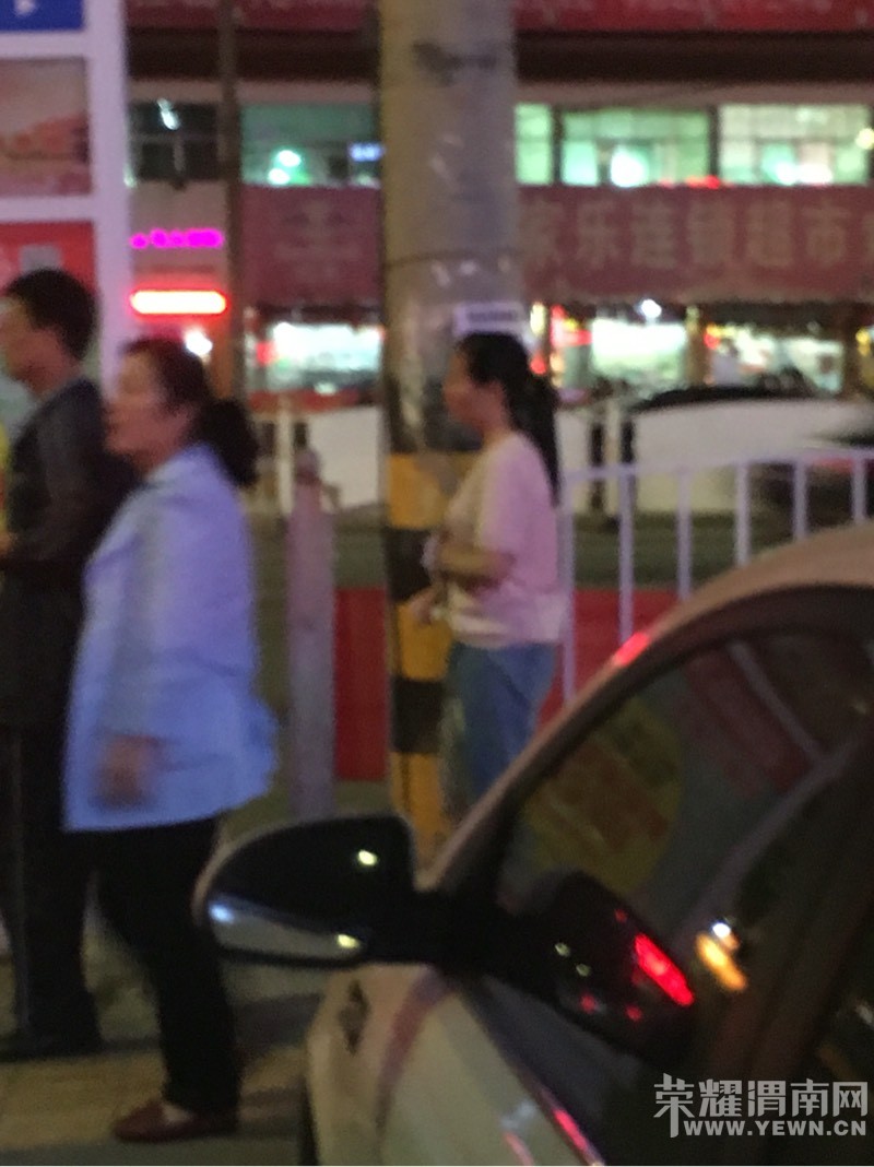 211057zlm78k2dpegi8d1l.jpg