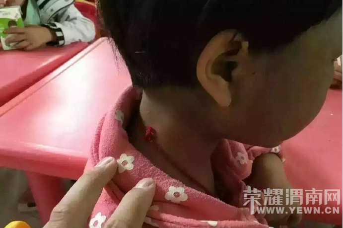 �������չ��μ��Ůͯ������Ȧ���� ��ĸ��үүȴ��ƺ���ˤ������
