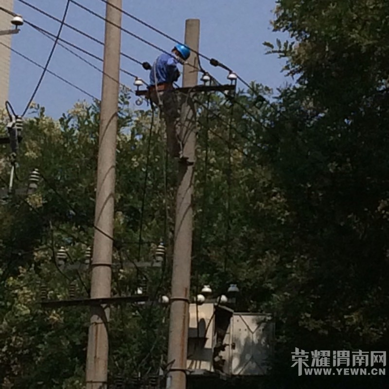 վ��·�°������ſڣ�Ϊ����ʦ�����ޣ���������������