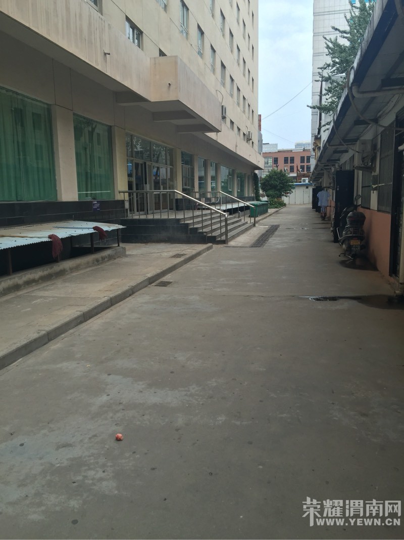 094325uxjuz4s7d66cbcd5.jpg